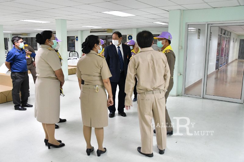 20210426-Governor inspects field hospitals-007.JPG